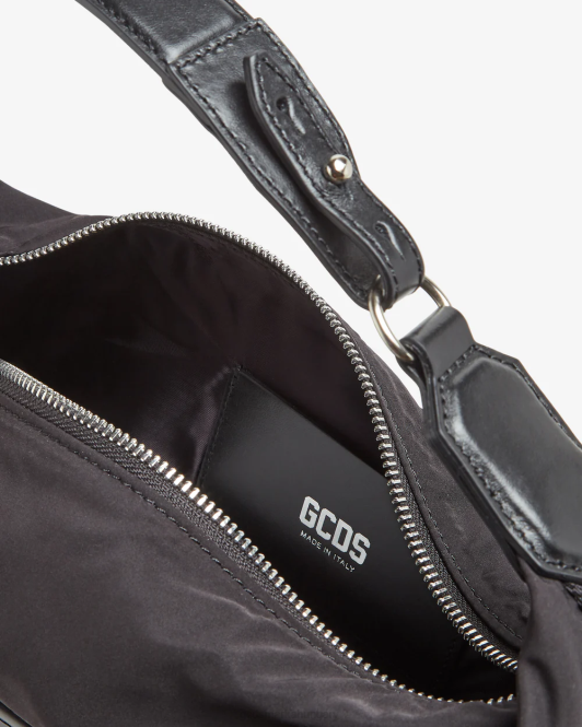 GCDS matilda nylon közepes táska Z2HB257 tartozék fekete férfiak